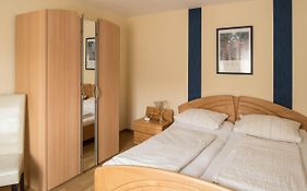 Gästezimmer Strauß