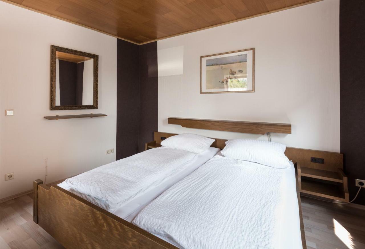 Gästezimmer Strauß Kottenheim Exterior foto